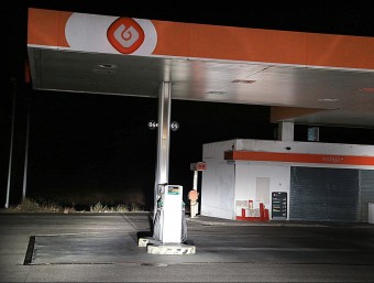 La gasolinera de Cassà atracada dissabte. MANEL LLADÓ