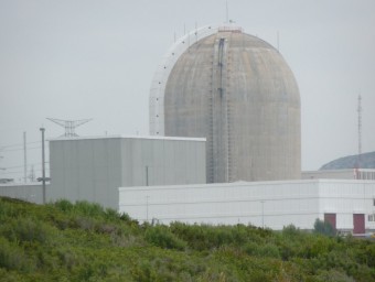 Vista de l'edifici del reactor de la central nuclear de Vandellòs II ARXIU