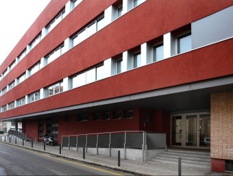 L'edifici Josep Cartanyà, del Bisbat, es convertirà provisionalment en un centre de secundària per a la ciutat de Girona. LLUÍS SERRAT
