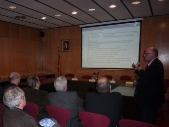 La intervenció del director gerent de l'hospital , Joan Grané, en la presentació al Consell Comarcal. R. E