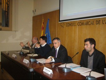 Els ponents a la taula rodona organitzada per la Fundació Catalunya Europa a l'Empordà. M.V