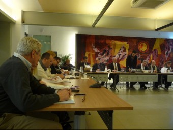Imatge de la sessió plenària d'ahir de l'Ajuntament de Pineda de Mar. T.M