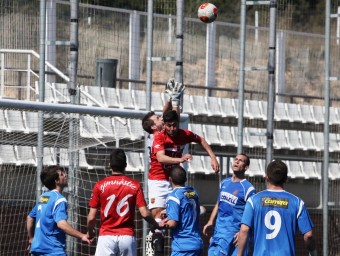 Barragán, en una acció del partit d'ahir ELISABETH MAGRE