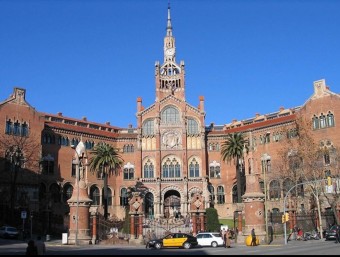 Entrada de l'actual Hospital de Sant Pau de l'eixample barcelonès.  ARXIU