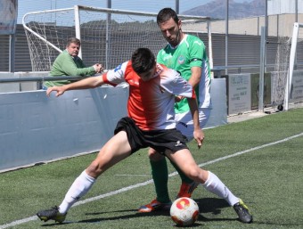 Una acció del partit jugat ahir a Rubí IRIS SOLÀ