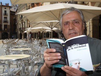 Amadeu Casellas explica la seva experiència en un llibre JORDI PUIG / EL 9 NOU