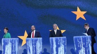 Tsipras, Keller, Schulz, Juncker i Verhofstadt en el debat electoral d'ahir a Brussel·les OLIVIER HOSLET / EFE