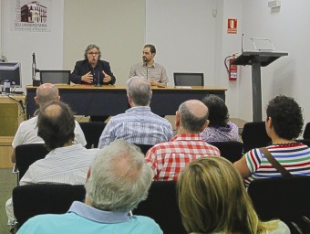 Joan Tardà s'adreça a l'auditori en un acte electoral a Alacant. B. VIDAL