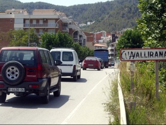 Cues a l'accés a Vallirana per la carretera N-340, en una imatge d'arxiu GABRIEL MASSANA