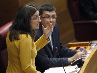 Mònica Oltra intervé des del seu escó en la cambra legislativa. EL PUNT AVUI
