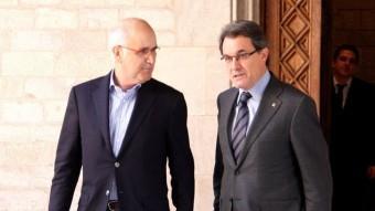 El líder d'UDC, Josep Antoni Duran i Lleida, i el president de la Generalitat i de CDC, Artur Mas, en una reunió al Palau ACN