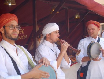 Grup de música marroquina al mercat medieval. B. SILVESTRE
