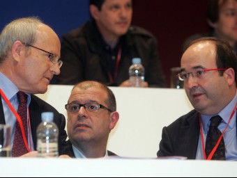 Iceta, amb Zaragoza i Montilla , en el 12è congrés que el PSC va celebrar el desembre del 2011 a Barcelona J. RAMOS