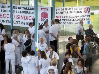 Jornades de vaga a l'Hospital del Mar de Barcelona per demanar la fi de les retallades.  JOSEP LOSADA
