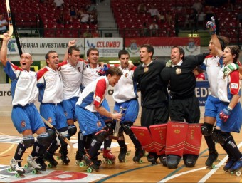 Els jugadors celebren el títol europeu del 2006 RFEP 