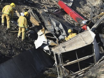 Estat en què ha quedat el camió després de l'accident EFE