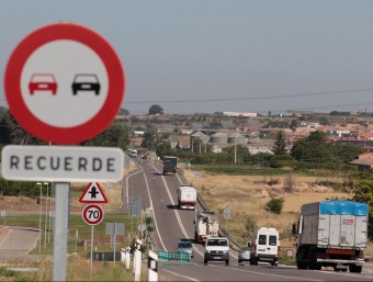 Accidents i trànsit pesat caracteritzen des de fa anys la carretera N-240 entre Lleida i Montblanc J.C.LEÓN
