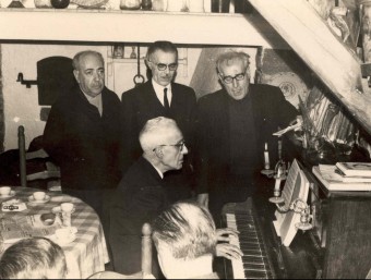 Sirés, al piano, amb Morató, Mir i Xicoira, van ser els pioners de la Cantanda d'Havaneres de Calella de Palafrugell