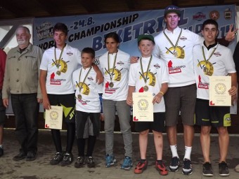 Els joves catalans guanyadors del campionat L'ESPORTIU