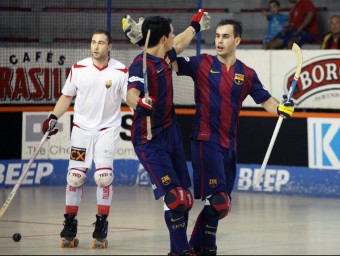 Álvarez i Barroso celebren un gol en la semifinal de la supercopa contra el Reus E. MAGRE