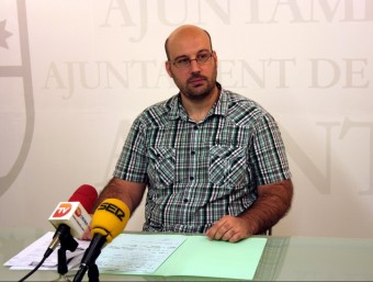 Josep Crespo informa els mitjans de comunicació valencians. EL PUNT AVUI