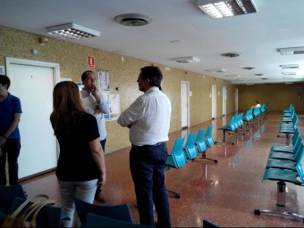 Representants del PSPV-PSOE a les instal·lacions del Centre d'Especialitats. CEDIDA