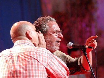 El versador Josemi Sánchez i el cantador Josep Aparicio “Apa”. ESCORCOLL