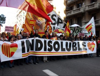 matge de la capçalera de la manifestació d'Espanya i Catalans ACN
