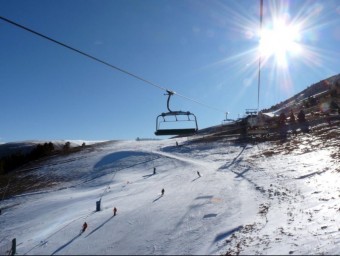Imatge d'arxiu d'una de les pistes d'esquí de l'estació de la Masella, on el jove d'Hostalric va accidentar-se. EL PUNT