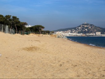 Una imatge de la platja de s'Abanell de Blanes, sense pous de formigó, al mes de gener MANEL LLADÓ