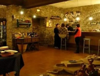 El Celler de la Selva aposta per una barreja de cuina catalana i japonesa, a més de sales d'exposicions i concerts EL PUNT AVUI