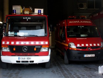 Dos vehicles del parc de bombers voluntaris de Sitges ACN