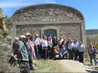 Assistents a l'obertura del partidor de Banyeres de Mariola. B. SILVESTRE