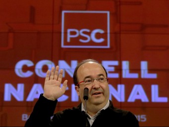 Iceta , ahir, durant la seva intervenció al Consell Nacional del PSC. EFE