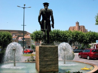 Monument de Gaspar de Portolà, primer governador de Califòrnia, situat a Balaguer.  ARXIU