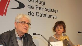 El president de Ràdio Associació de Catalunya, Jordi Margarit i la secretària del jurat dels premis, Margarida Moles. ACN