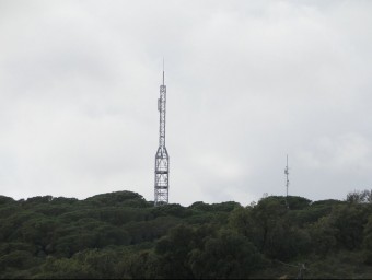 L'antena de Can Tiril que permetrà veure la TDT a Sant Pol. T.M
