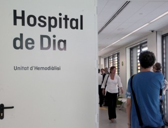 El nou hospital de dia de Sant Joan de Déu, a Esplugues, va obrir les portes ahir i les instal·lacions, més confortables per als infants, van poder ser visitades JUDIT FERNÁNDEZ