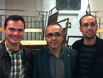Ortega amb Joan Coscubiela i Kílian Pérez, coordinador del partit a Pineda. K.P