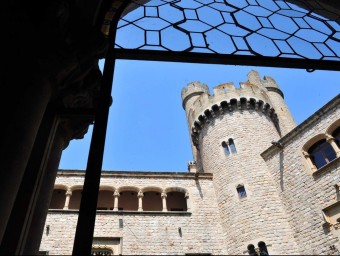 El castell de Santa Florentina, escollit escenari de la sisena temporada de la sèrie MARGA CRUZ