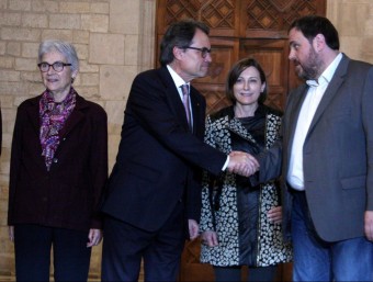 Casals, Mas, Forcadell i Junqueras, el 14 de gener passat, quan va firmar l'acord a les entitats ACN