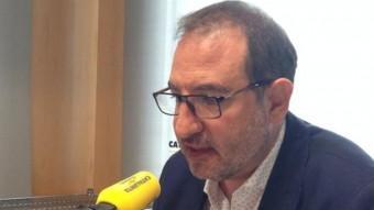 Ramon Espadaler en els estudis de Catalunya Ràdio