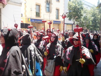 Les Diablesses de Mataró i els Tabalers celebren 30 anys com a colla. ELENA FERRAN