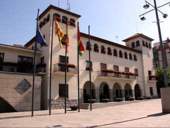 Façana de l'Ajuntament de Barberà del Vallès ACN