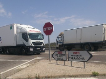 La carretera N-240, a les Garrigues és una de les vies amb una major sinistralitat i amb molt trànsit pesat E. POMARES