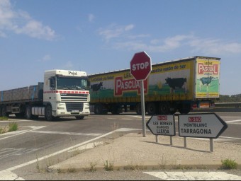 La N-240 suporta un trànsit diari de 1.700 camions entre Lleida i Montblanc i és un tram d'alta sinistralitat E.POMARES