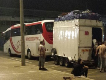 Un instant durant l'actuació que van realitzar els Mossos d'Esquadra aturant l'autocar a l'estació d'autobusos de Girona CME