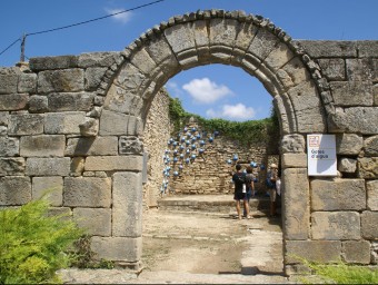 L'ermita de Sant Antoni va acollir la instal·lació per recordar l'aiguat de l'any passat J.L.E