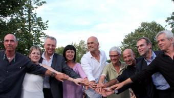 Raül Romeva, Muriel Casals, Eduardo Reyes, Oriol Amat, Lluís Llach, Josep Maria Forné, Carmina Castellví, Germà Bel i Montserrat Palau, al primer acte de Junts pel Sí, al Parc de la Ciutadella ACN