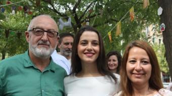 La candidata de Ciutadans a la presidència de la Generalitat, Inés Arrimadas, amb Jesús Galiano, a la llista per Barcelona, i amb la regidora de la formació a l'Ajuntament de Barcelona, Sonia Sierra